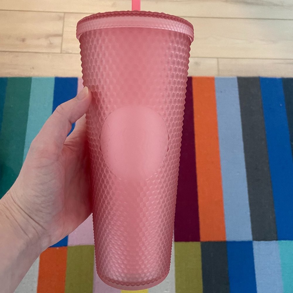 💗NWT💗Starbucks 2022 Valentine's Soft Touch Pink Studded Venti (24 oz.) Tumbler